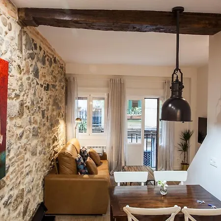 En El Casco Antiguo De - Ateriagroup Apartman